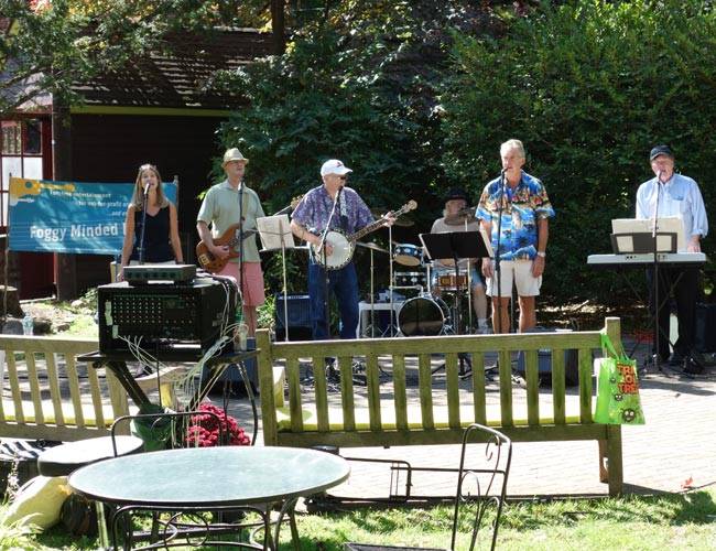 Concerts at Freeman Gardens